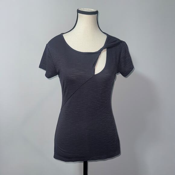 AmélieBoutik Charcoal Gray Women’s Cutout Detail Top Size Small - Picture 1 of 7